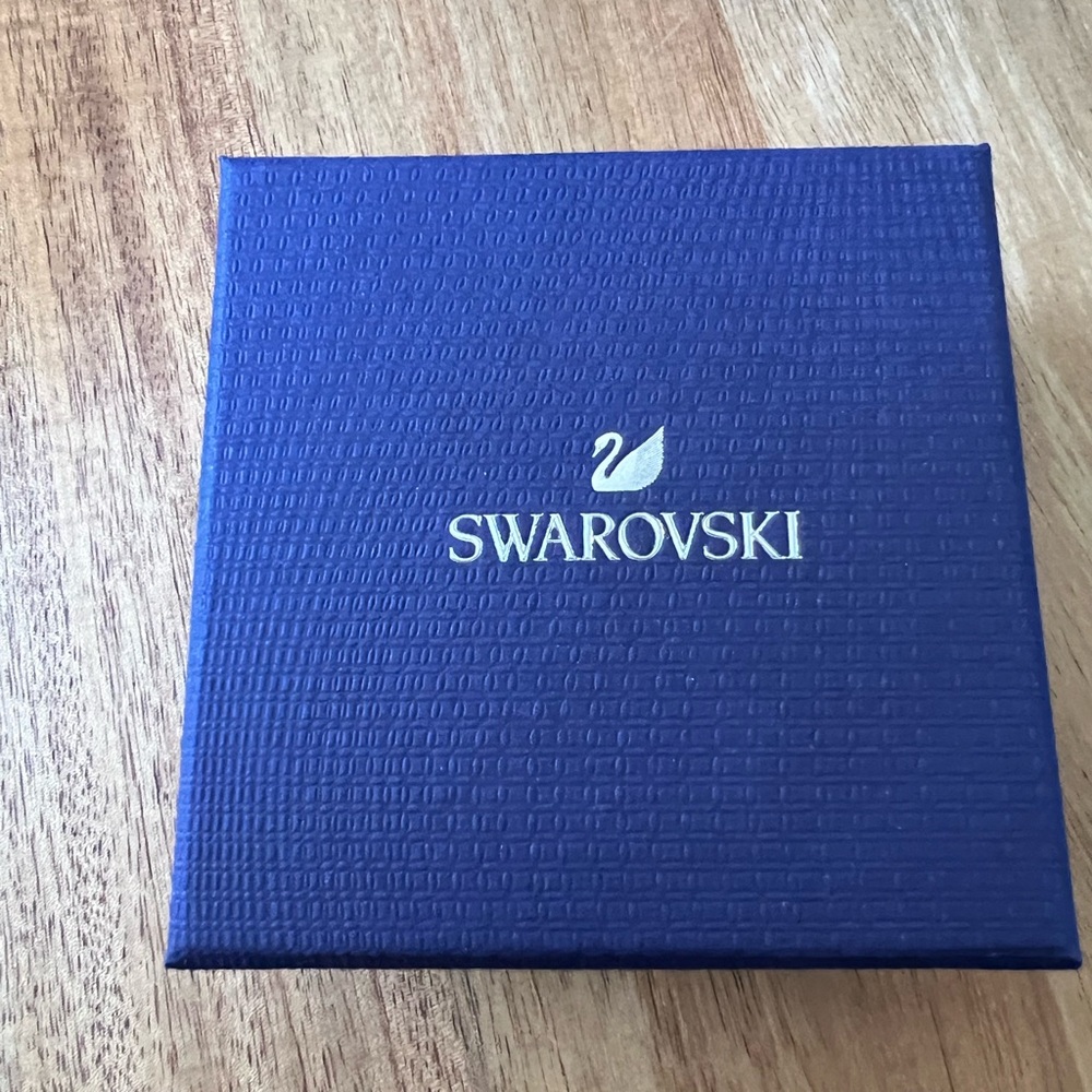 Swarovski Earrings - Picture 4 of 4